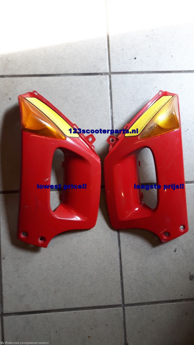 Peugeot Speedfight covers and flashing lights
