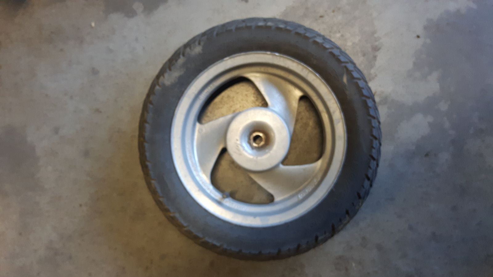 Peugeot Rapido rear wheel and tire