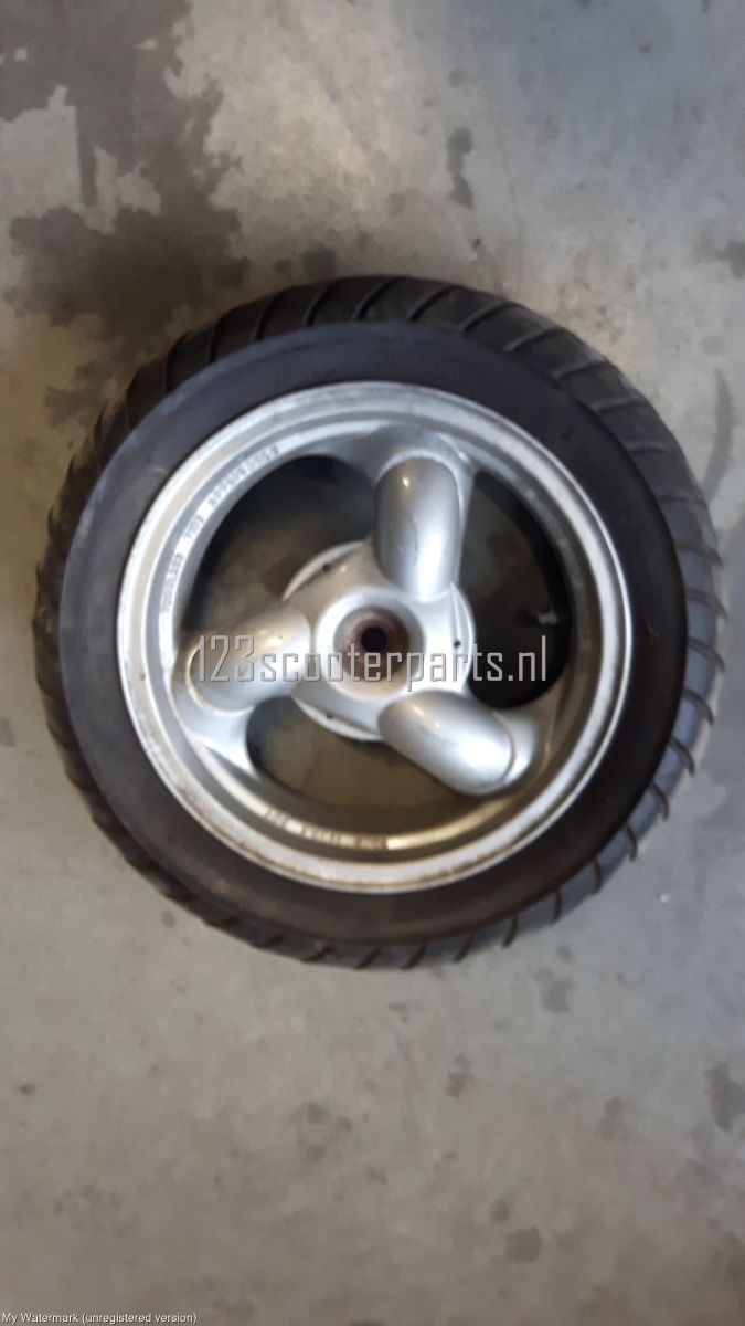 Rear wheel and tire Kymco Topboy