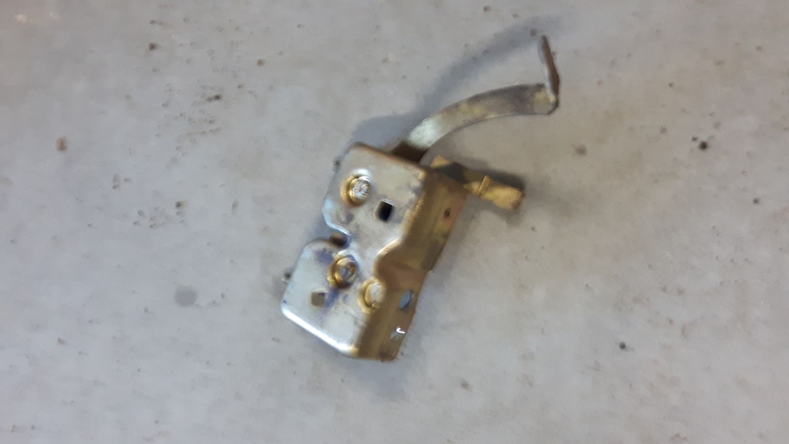 Peugeot SV buddy lock part