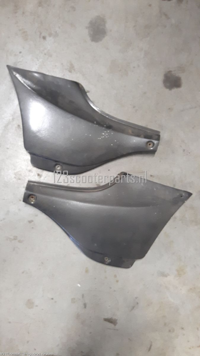 Kawasaki GPX750 side covers