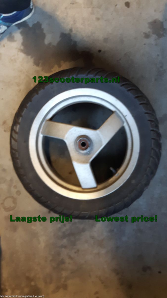 Peugeot new Vivacity front wheel and tire